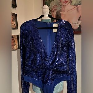 Beautiful, blue sequin bodysuit 💙